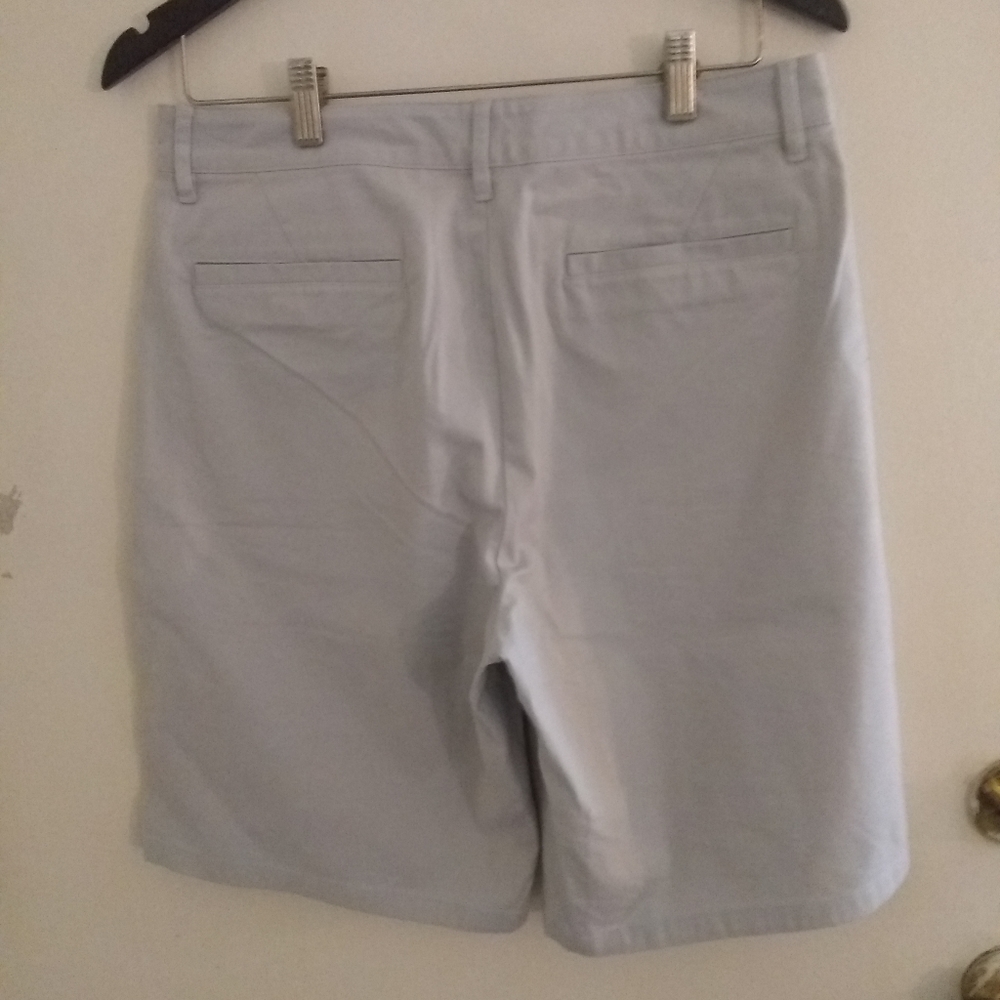 ASOS Khaki Shorts - Picture 3 of 5